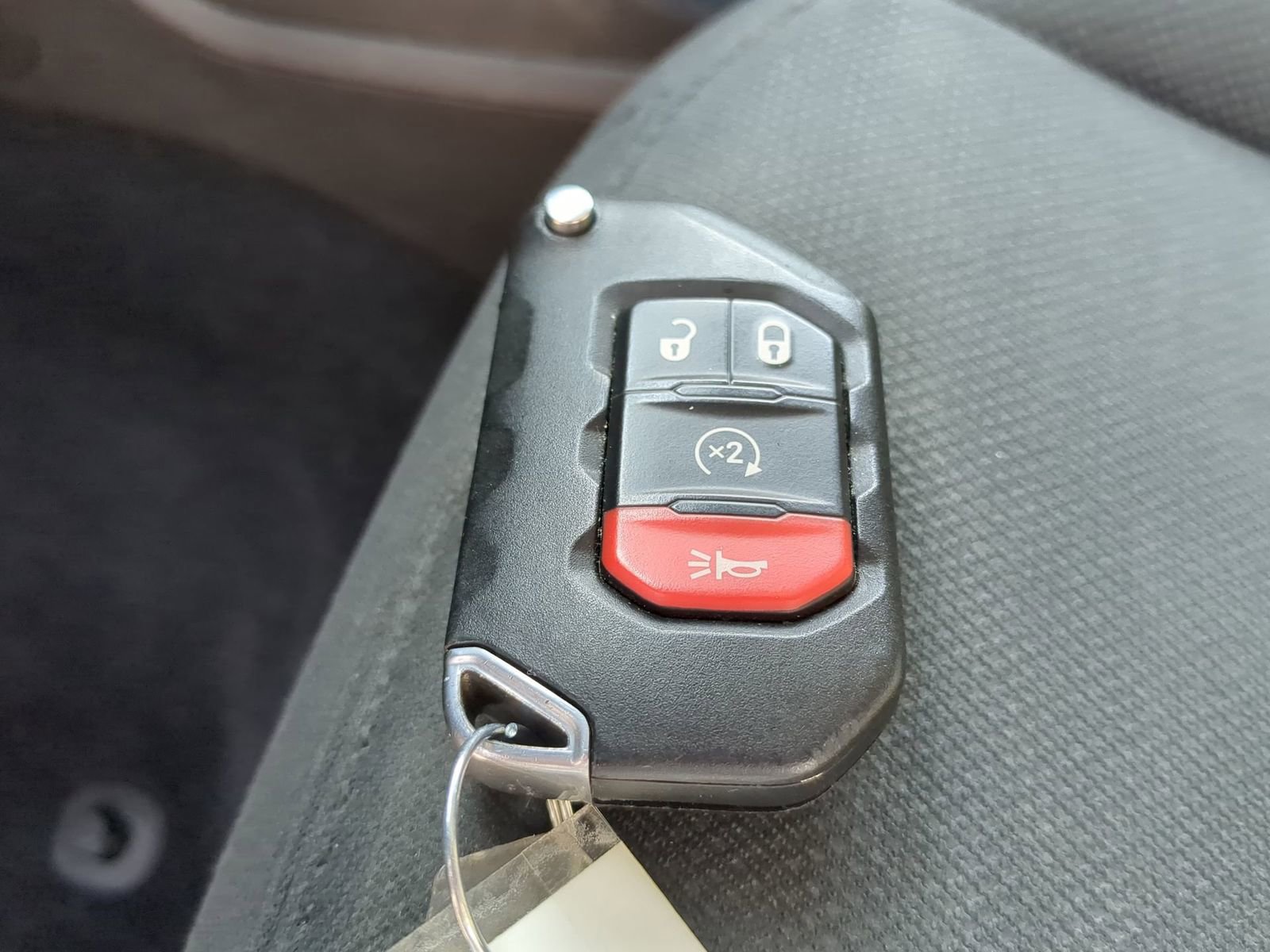 Used 2018 Jeep Wrangler Unlimited Sport S AWD/4WD image 38