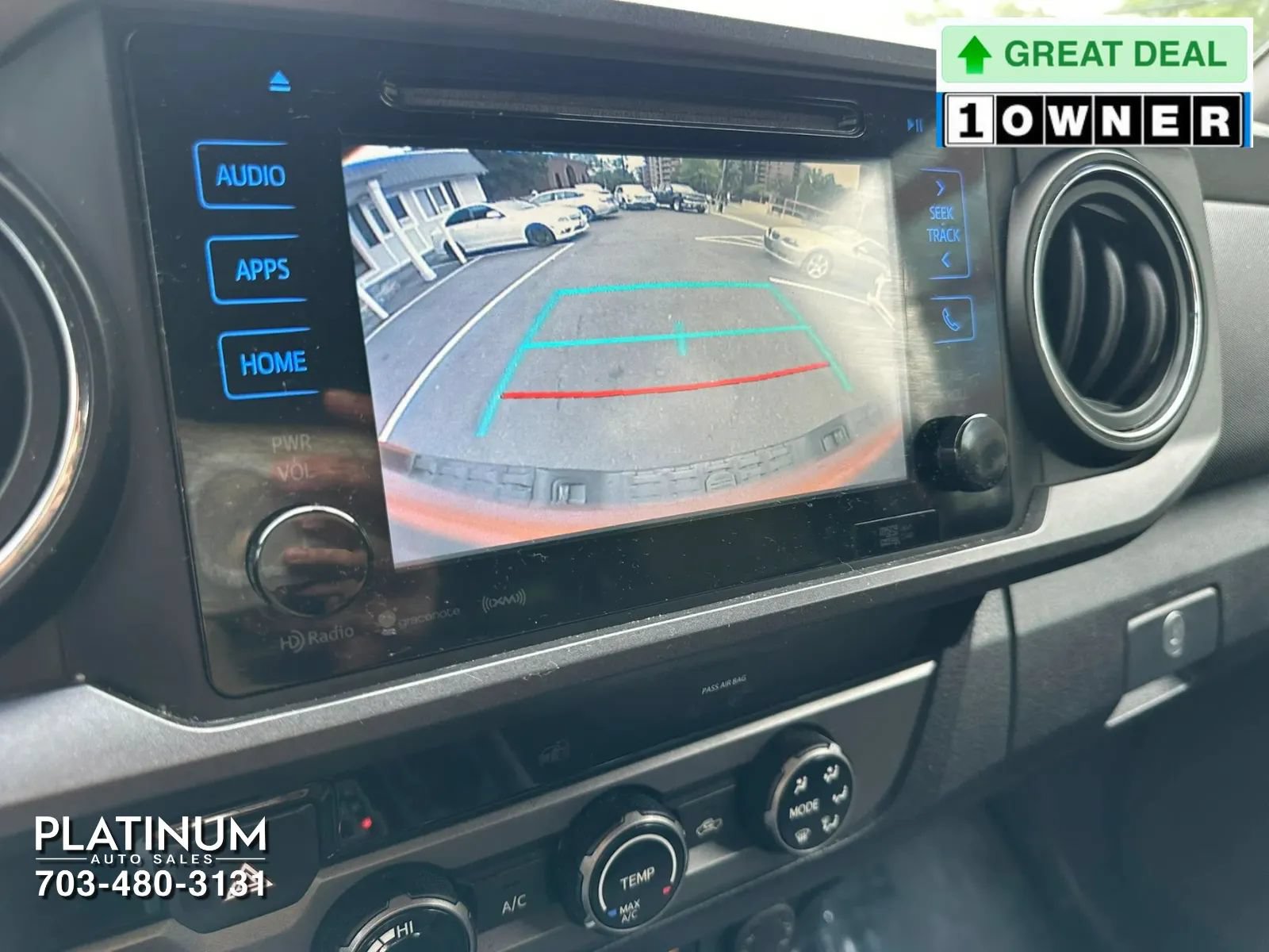 Used 2018 Toyota Tacoma TRD Sport AWD/4WD image 11