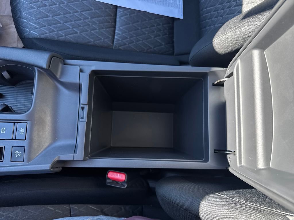 New 2026 Nissan Sentra SV w/ SV Convenience Package FWD image 33