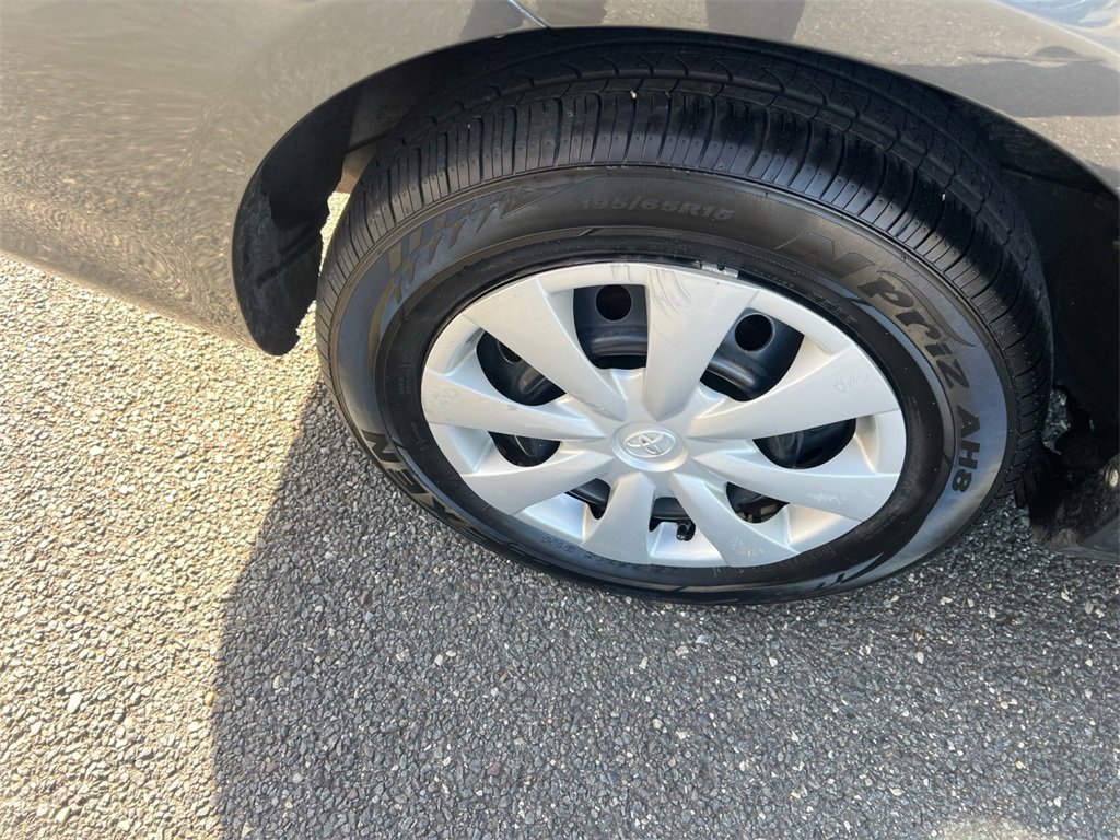 Used 2011 Toyota Corolla LE image 24