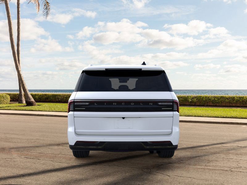 New 2025 Lincoln Navigator L Reserve image 5