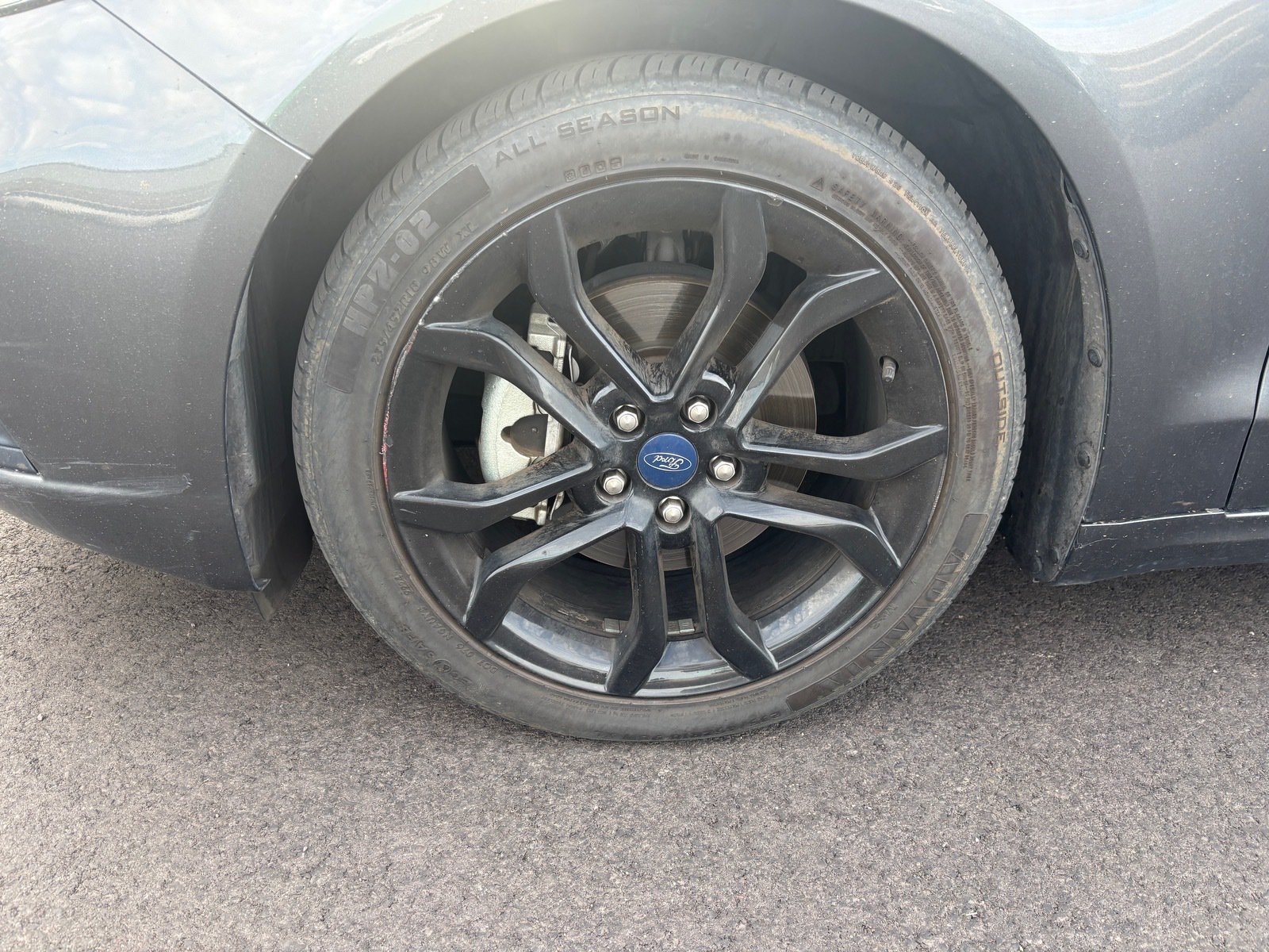 Used 2019 Ford Fusion SE w/ Equipment Group 151A FWD image 6