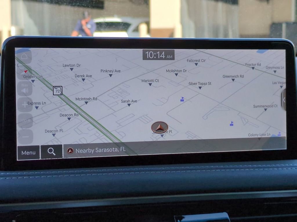 Used 2025 Genesis G70 2.5T image 20