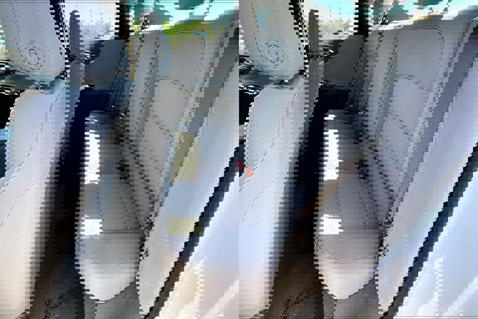 Used 2023 Chevrolet Malibu LS image 20