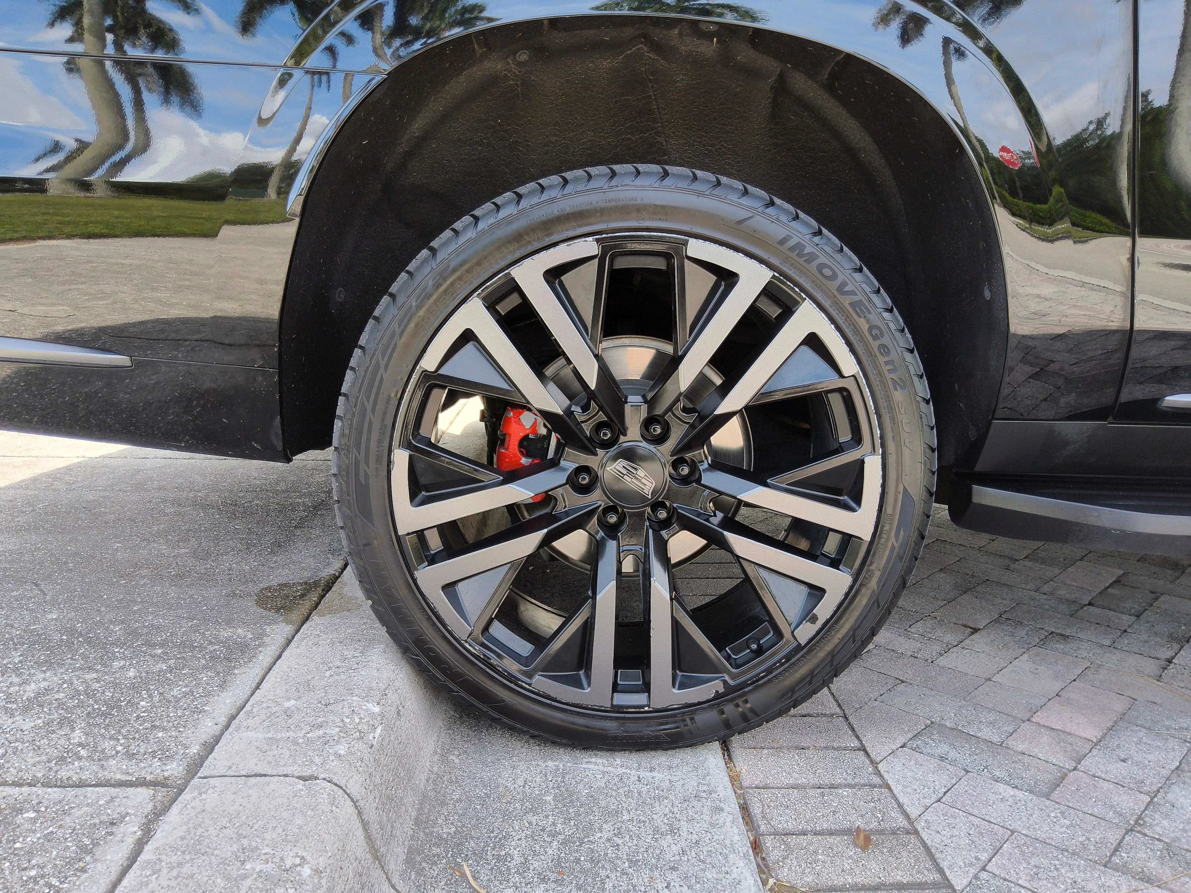 Used 2023 Cadillac Escalade ESV Luxury AWD/4WD image 48