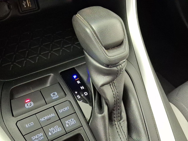 Used 2023 Toyota RAV4 XLE w/ Convenience Package AWD/4WD image 17
