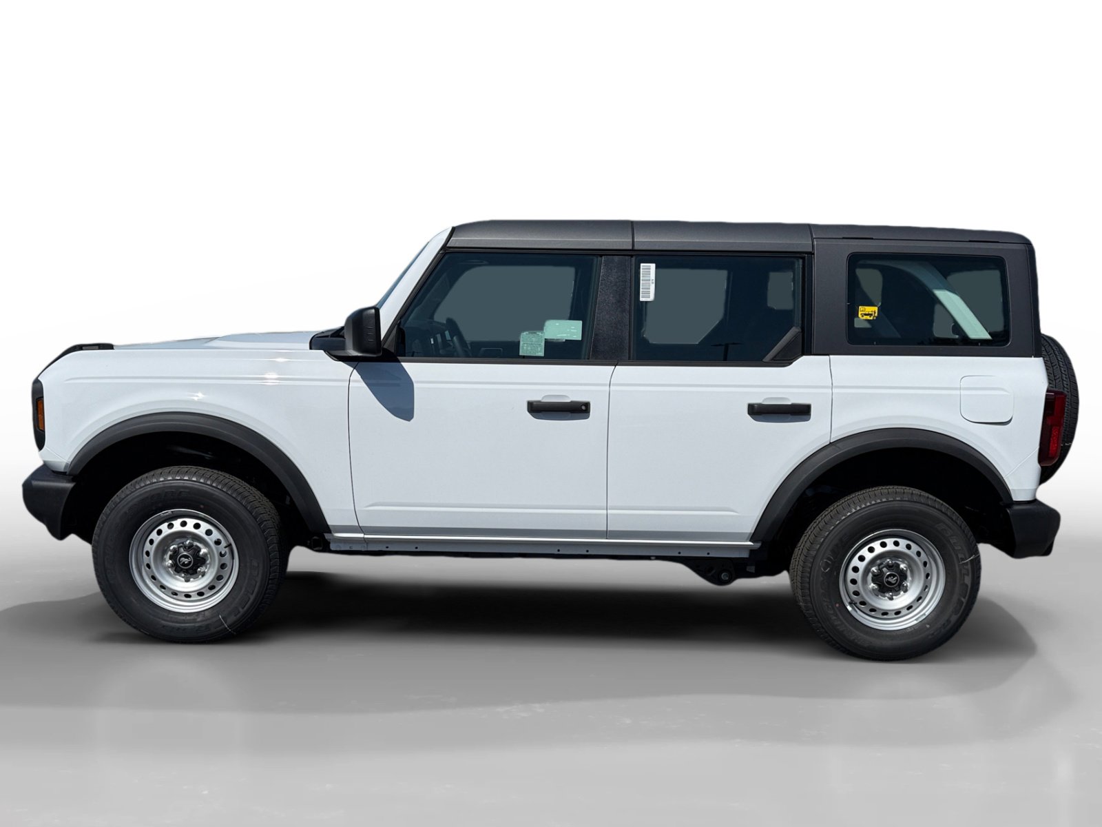 New 2025 Ford Bronco 4-Door image 2