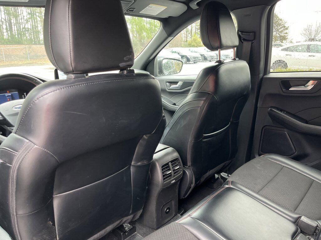 Used 2024 Ford Escape ST-Line image 19