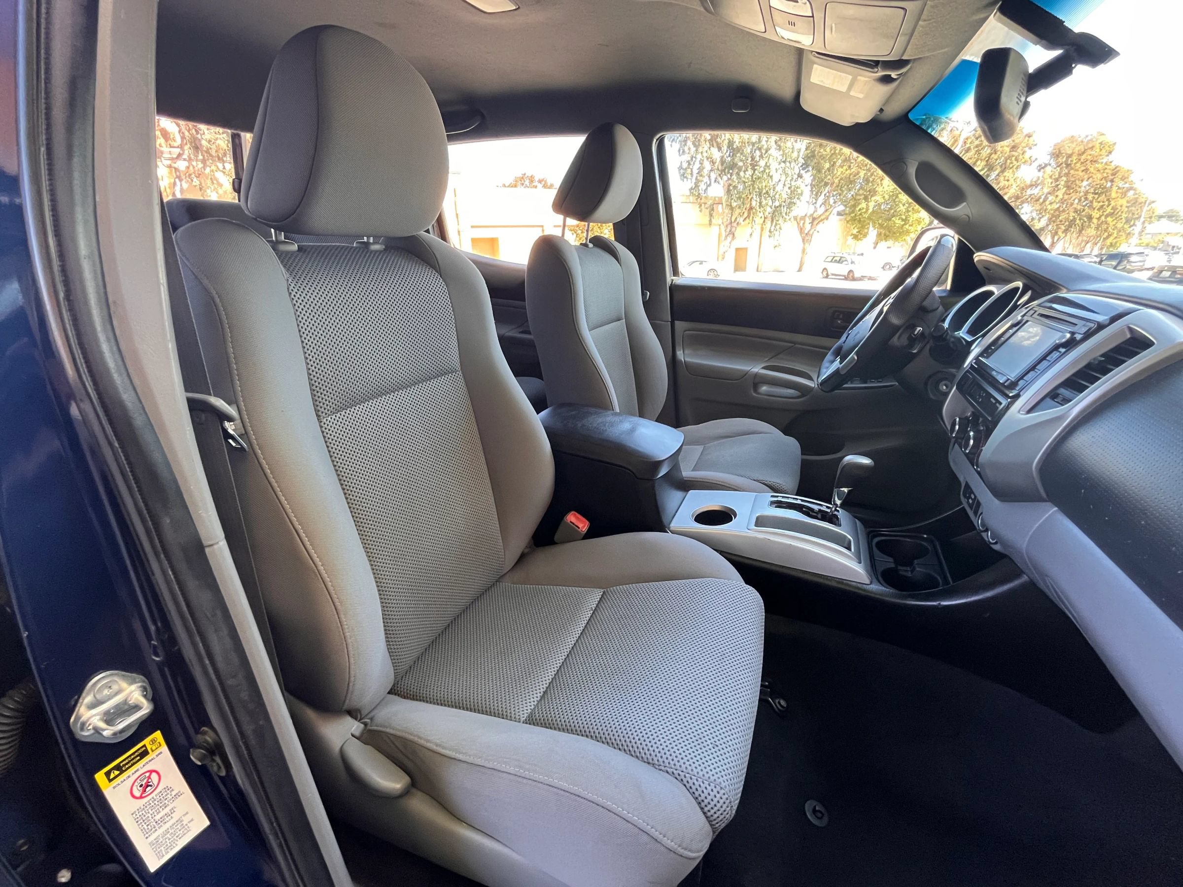 Used 2014 Toyota Tacoma PreRunner RWD image 11