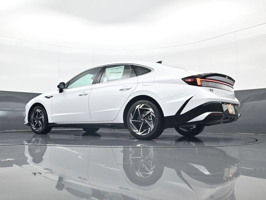 New 2026 Hyundai Sonata SEL FWD image 27