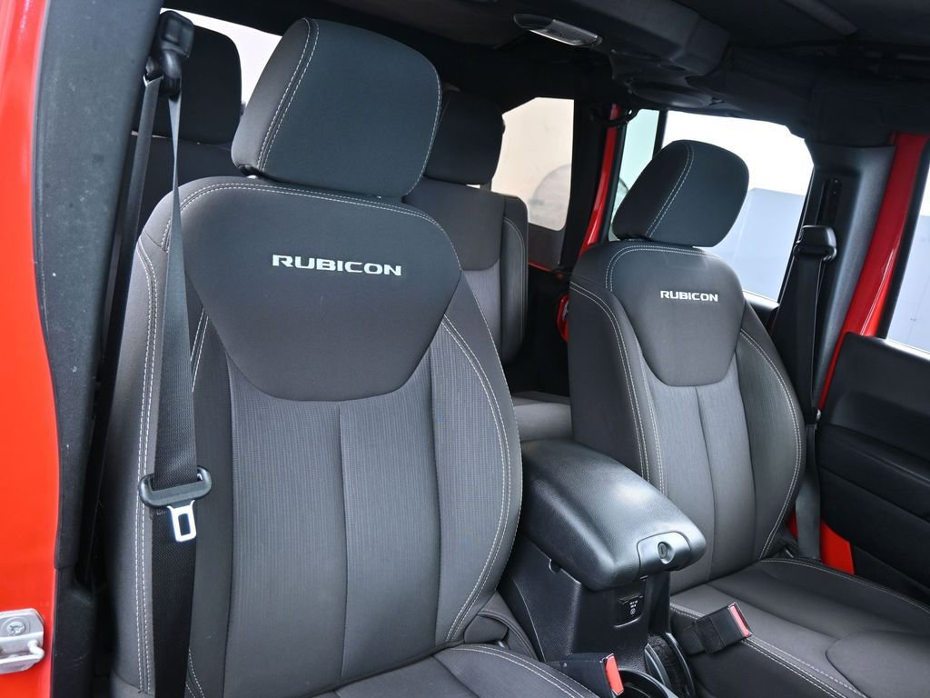 Used 2014 Jeep Wrangler Unlimited Rubicon image 46