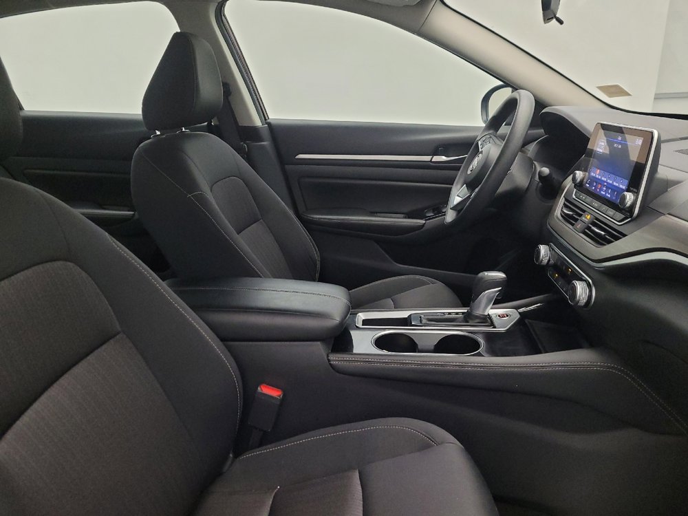 Used 2023 Nissan Altima 2.5 SV image 21