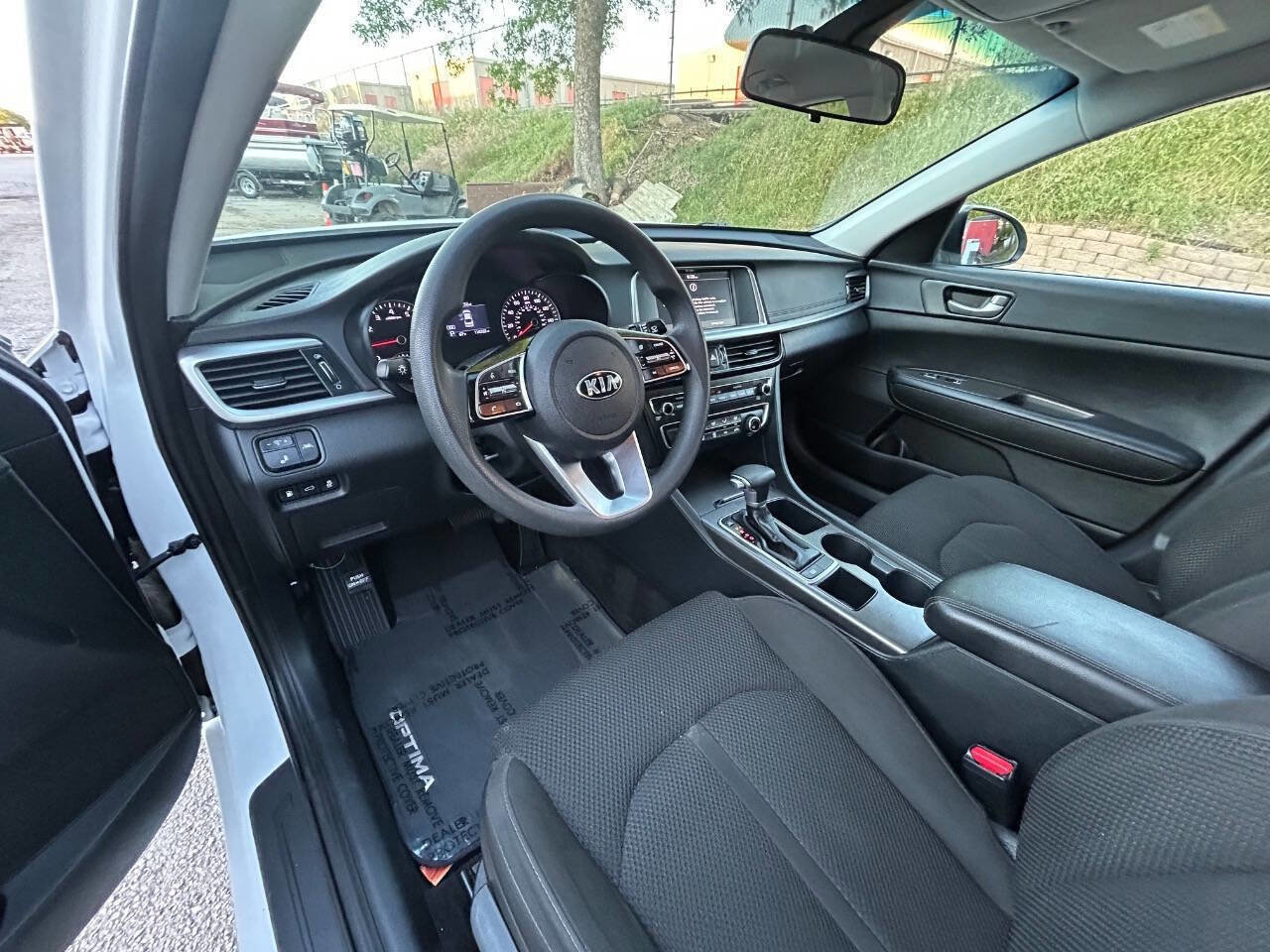 Used 2019 Kia Optima LX image 19