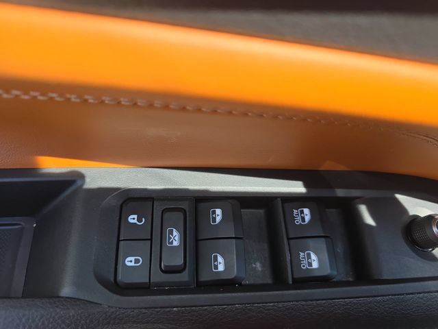 Used 2025 Jeep Compass Limited w/ Sun & Sound Group AWD/4WD image 27
