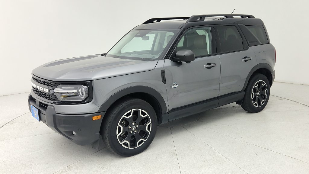 Used 2025 Ford Bronco Sport Outer Banks w/ Outer Banks Tech Package+ AWD/4WD image 3