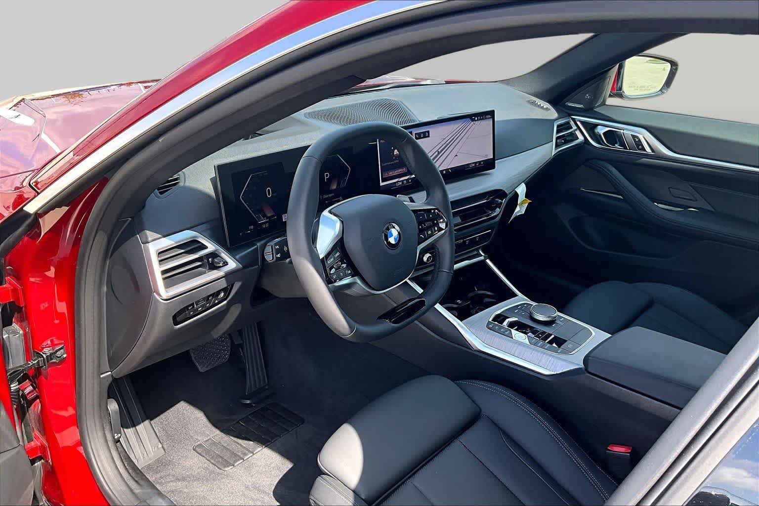 Used 2026 BMW 430i w/ Premium Package RWD image 16