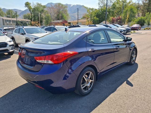 Used 2012 Hyundai Elantra GLS FWD image 3