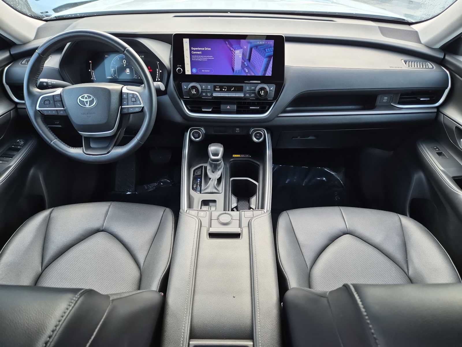 Used 2024 Toyota Grand Highlander XLE image 14