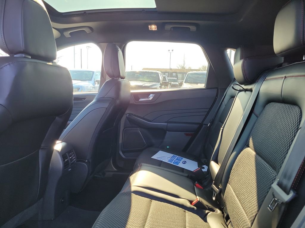 New 2026 Ford Escape ST-Line w/ Tech Pack #1 image 13