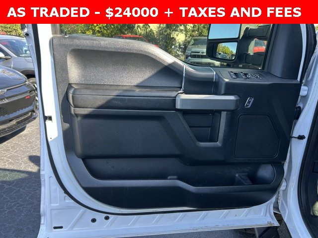 Used 2018 Ford F150 XLT w/ Equipment Group 302A Luxury image 12