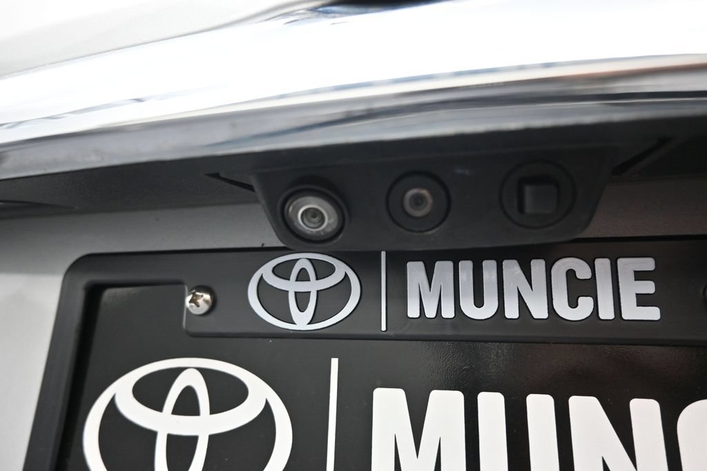 Used 2022 Buick Enclave Premium FWD image 37