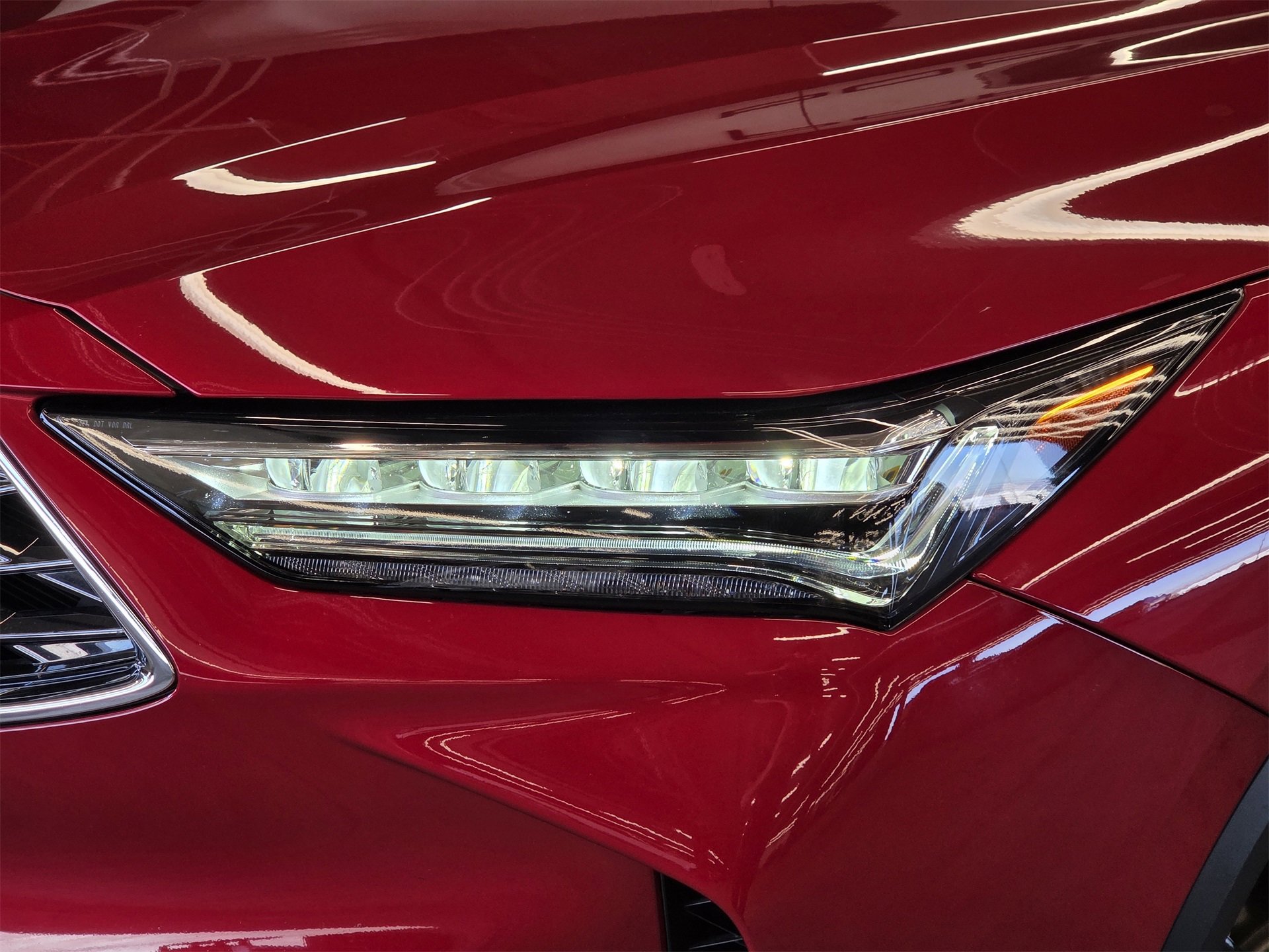 Used 2025 Acura MDX w/ Technology Package image 27