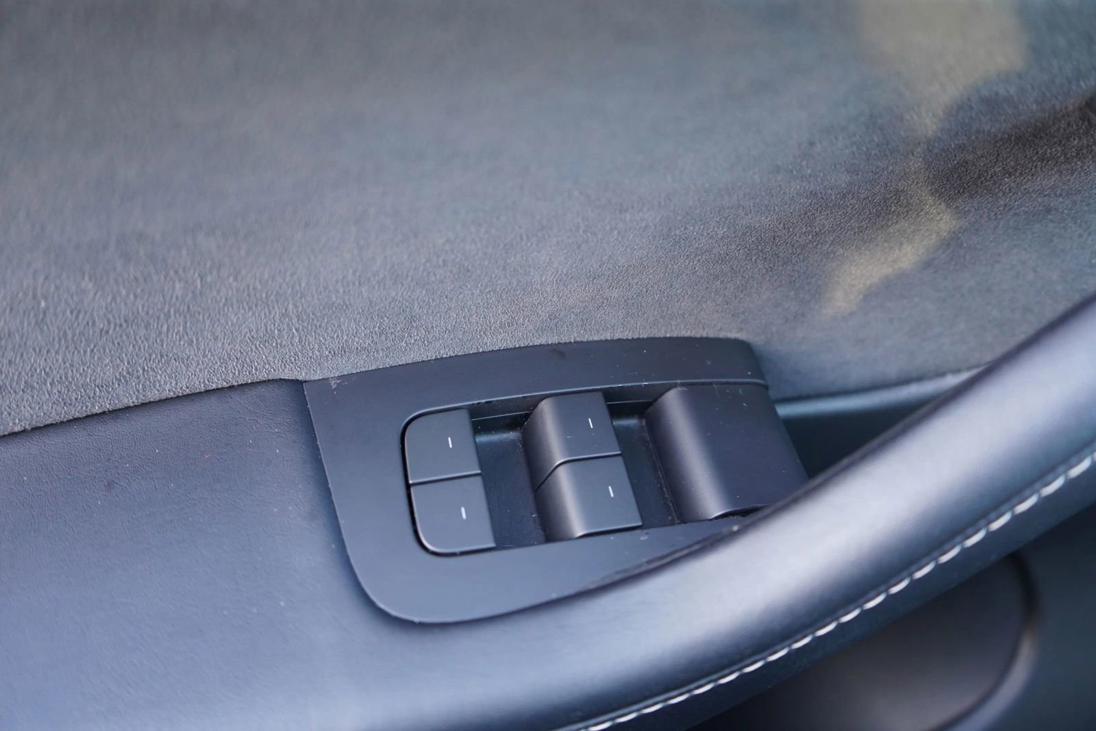 Used 2022 Tesla Model Y Performance image 13