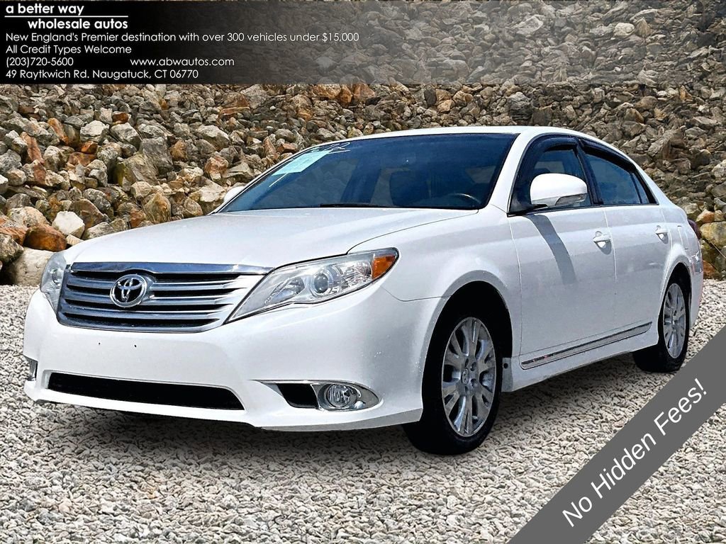 Used 2011 Toyota Avalon FWD image 1