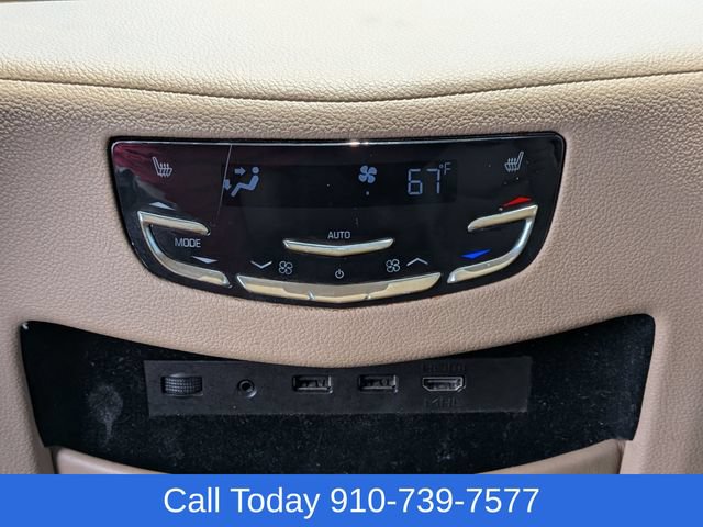 Used 2020 Cadillac Escalade ESV Platinum AWD/4WD image 34