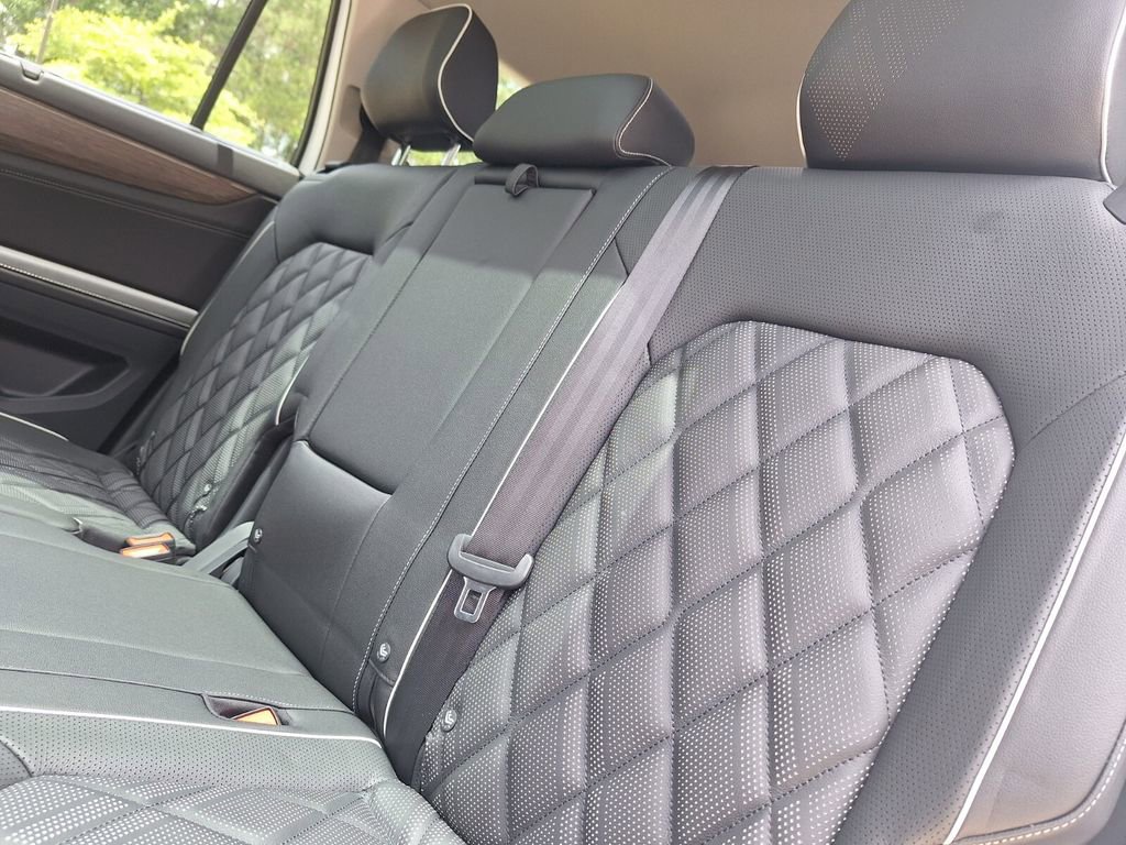 New 2025 Volkswagen Atlas SEL Premium R-Line image 22