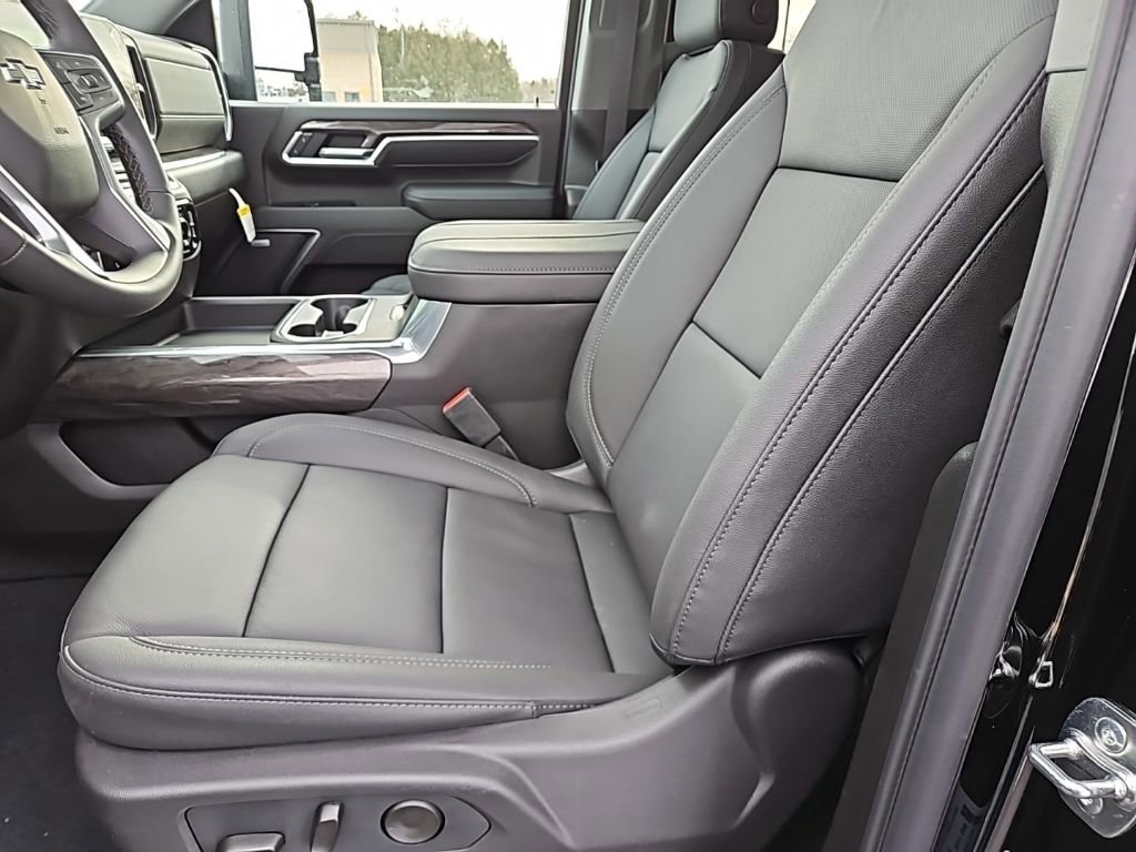 New 2026 Chevrolet Silverado 2500 LTZ w/ LTZ Plus Package image 25
