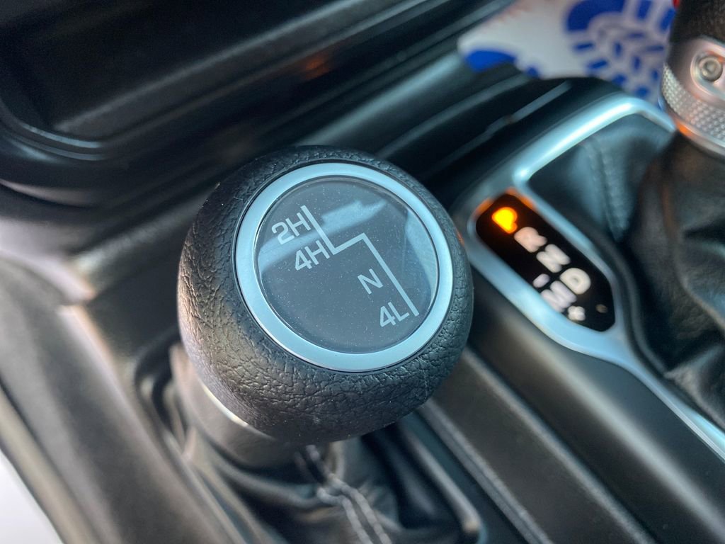 Used 2021 Jeep Wrangler Unlimited Sahara w/ Uconnect 4C Nav & Sound Group image 31