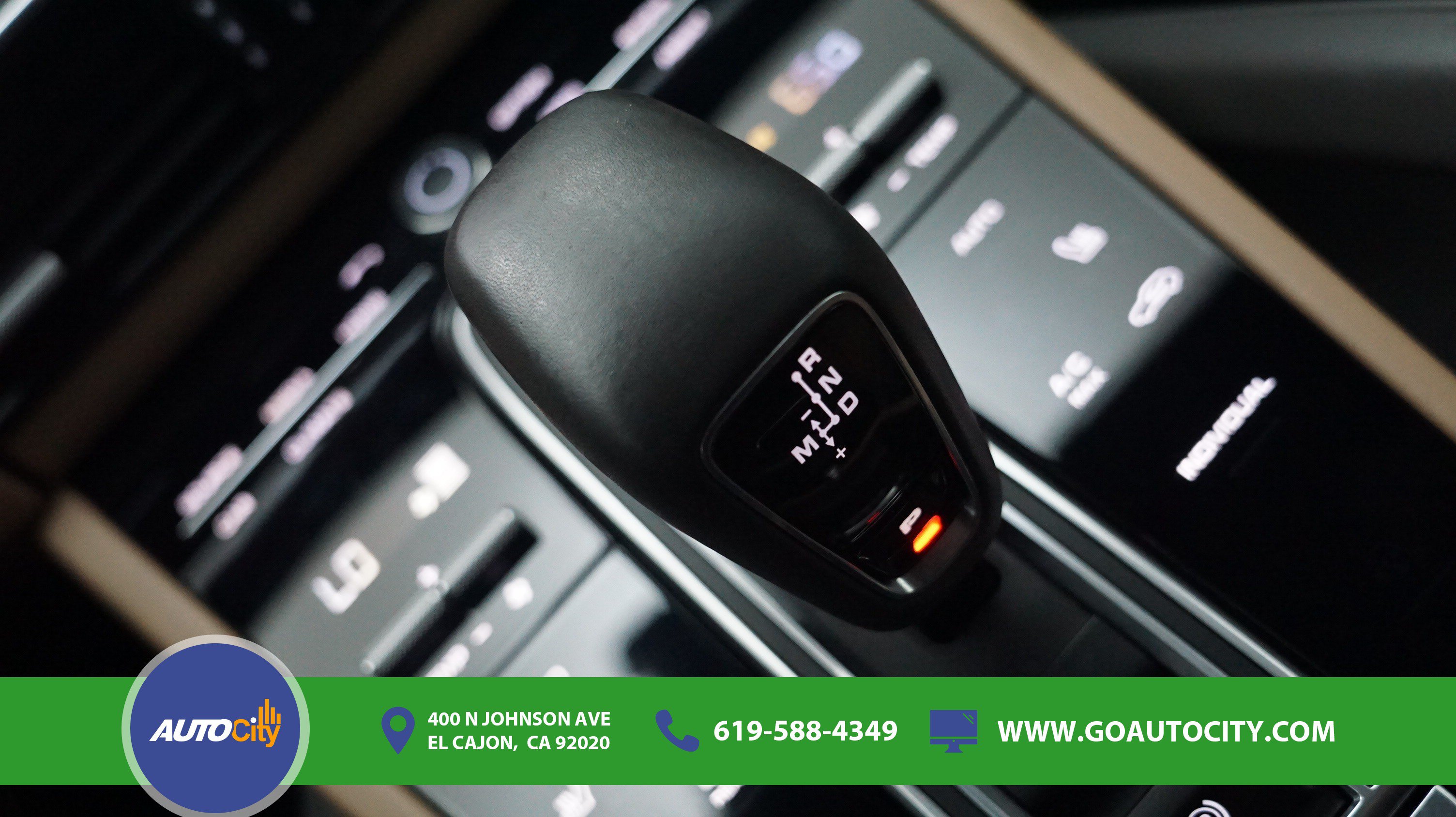 Used 2020 Porsche Cayenne AWD/4WD image 26