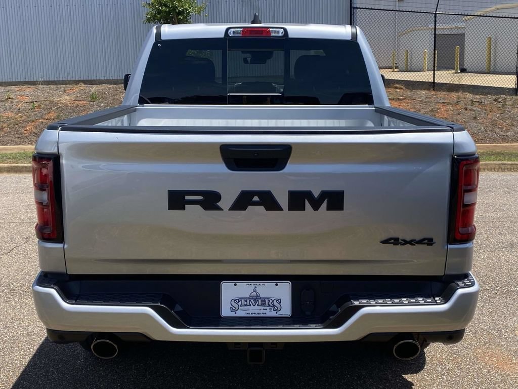 New 2026 RAM 1500 Express AWD/4WD image 34