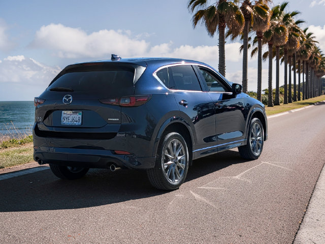 Certified 2025 MAZDA CX-5 AWD 2.5 S w/ Premium Plus Pkg image 6