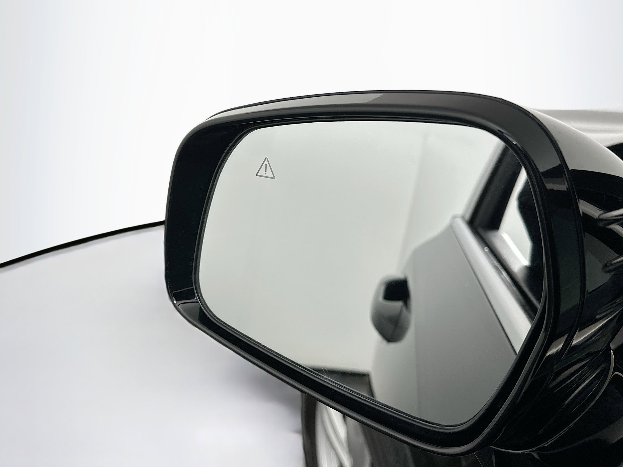 Used 2023 Kia Sorento LX image 16