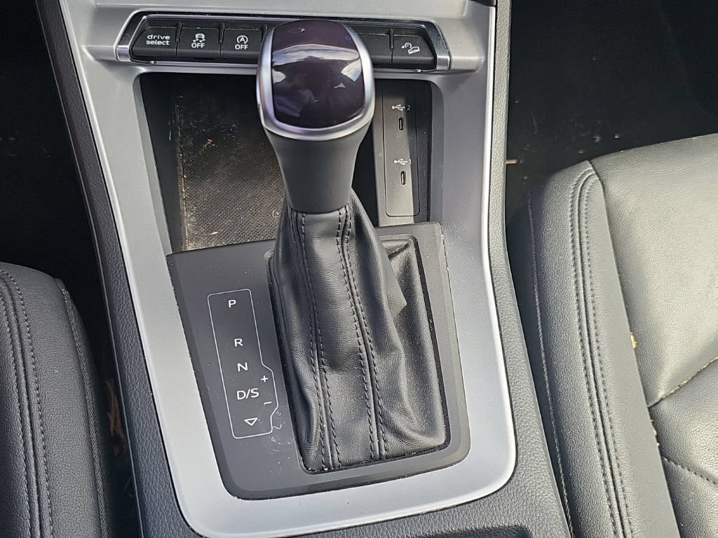 Certified 2023 Audi Q3 2.0T Premium w/ Convenience Package AWD/4WD image 8