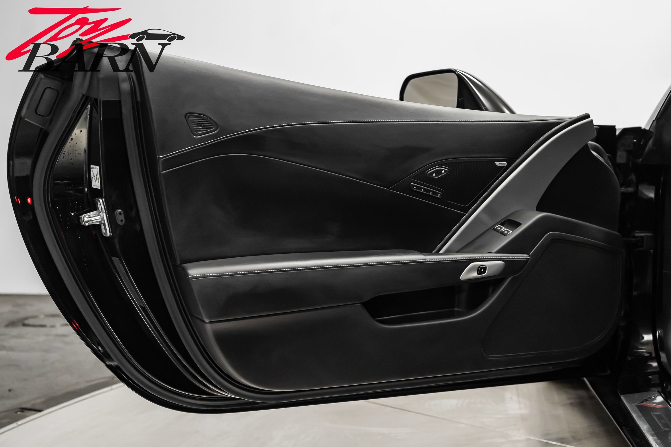 Used 2016 Chevrolet Corvette Stingray Convertible w/ 3LT Preferred Equipment Group image 26