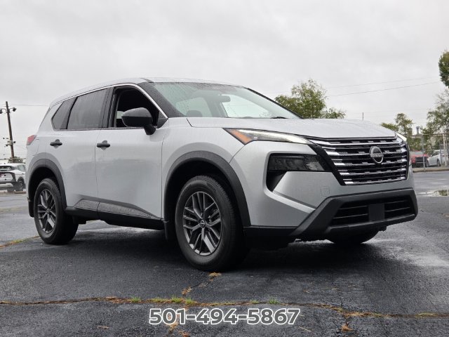 Used 2024 Nissan Rogue S FWD image 7