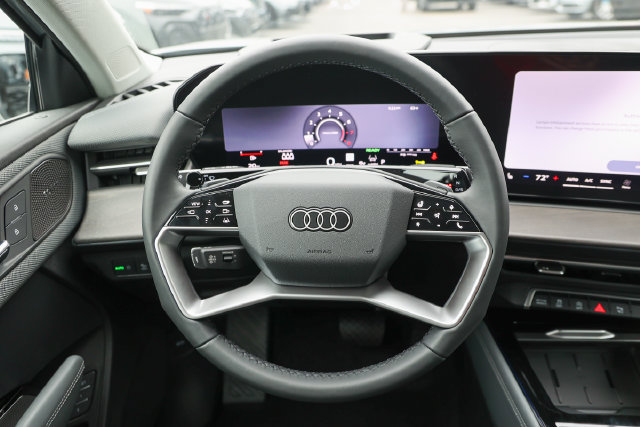 New 2026 Audi Q3 quattro 2.0T AWD/4WD image 9