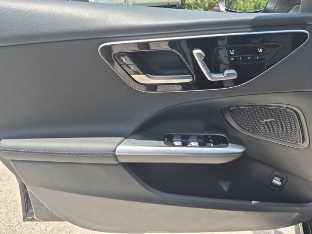 Used 2025 Mercedes-Benz C 300 Sedan image 11