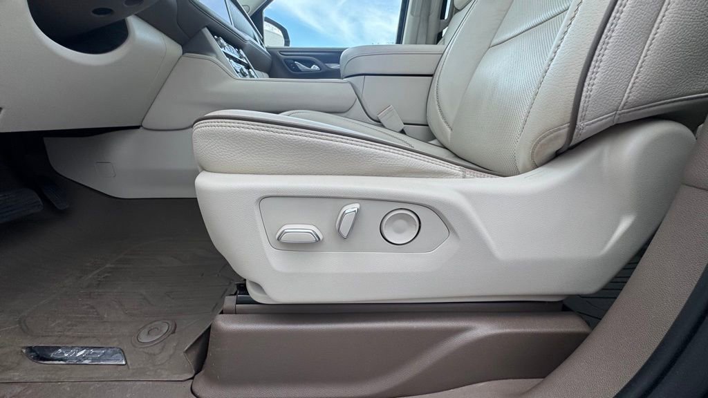 Used 2023 GMC Yukon Denali AWD/4WD image 22