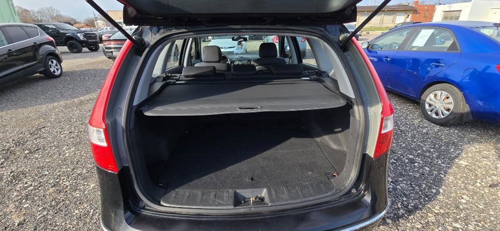 Used 2010 Hyundai Elantra SE FWD image 16