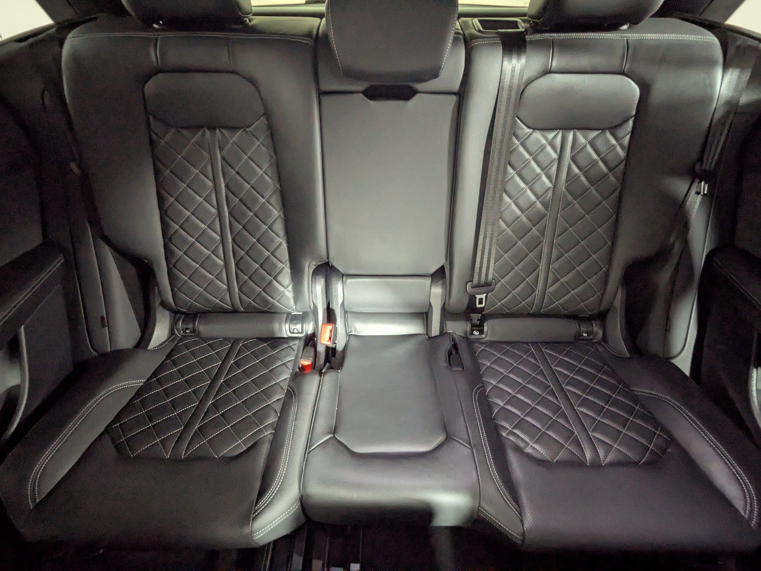 Certified 2026 Audi SQ8 Prestige AWD/4WD image 14