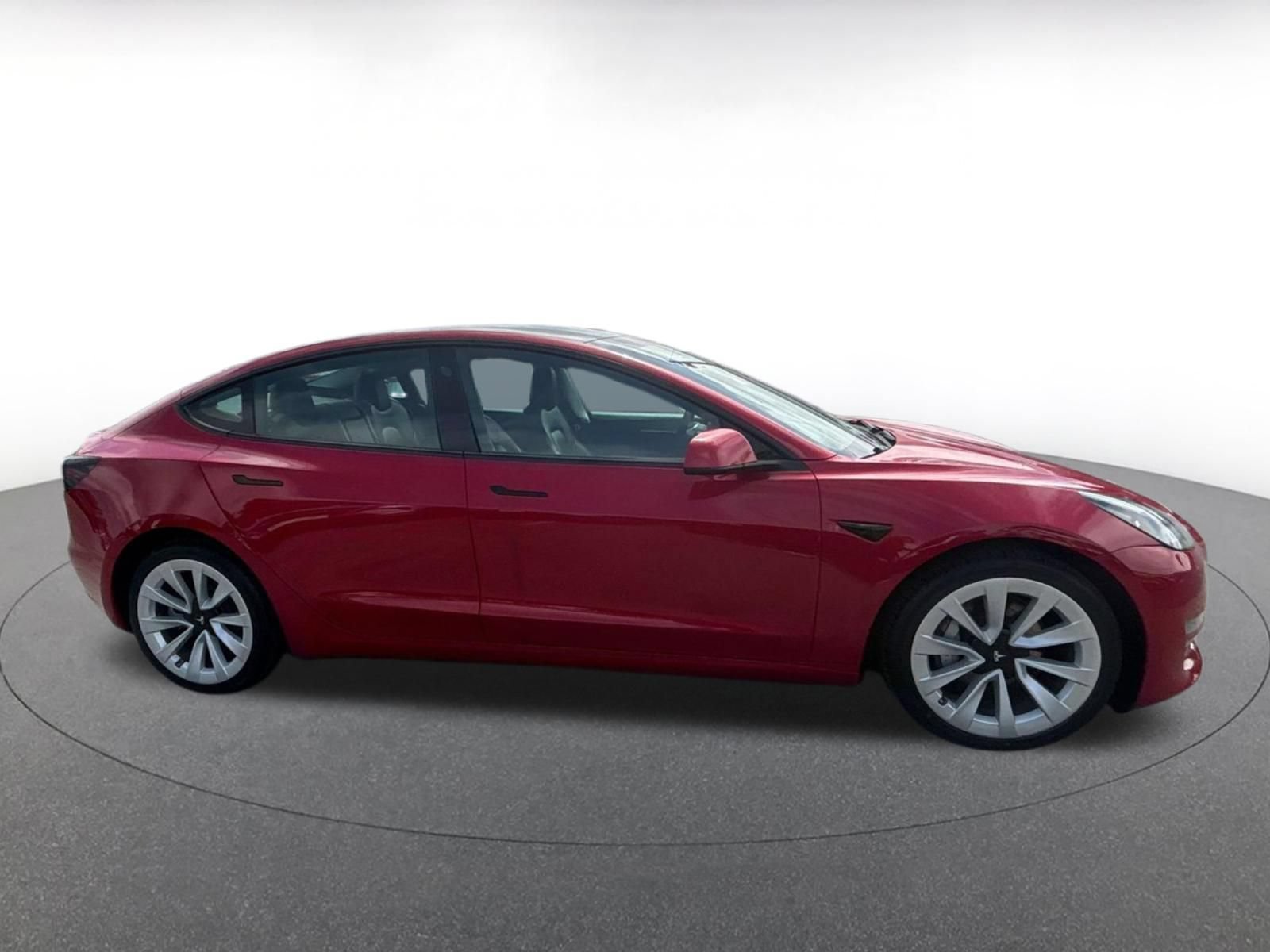 Used 2023 Tesla Model 3 Standard Range RWD image 9