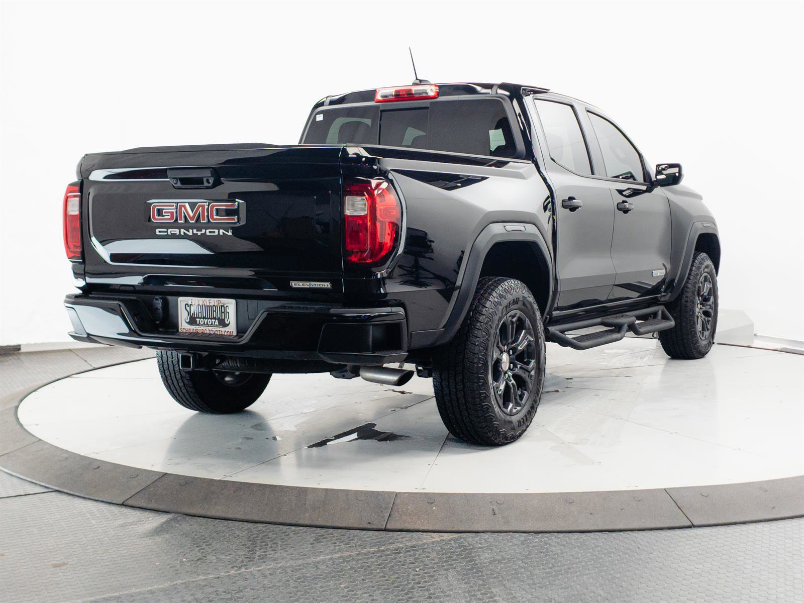 Used 2024 GMC Canyon Elevation w/ Convenience Package RWD image 11
