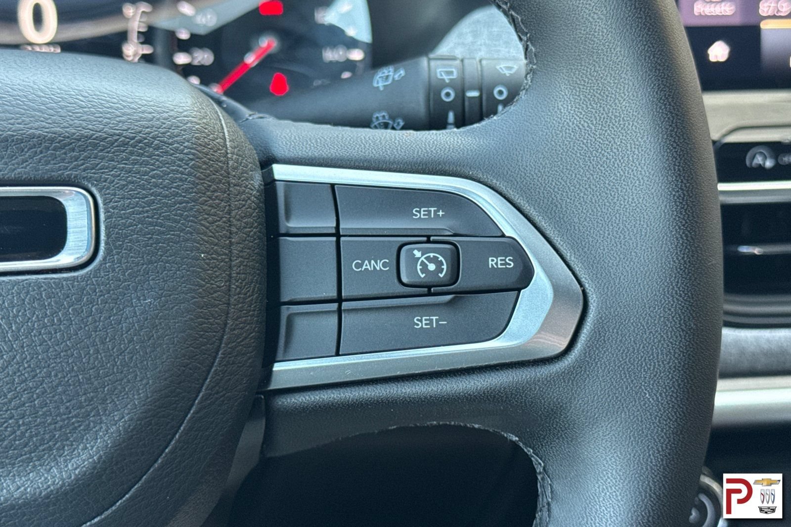Used 2024 Jeep Compass Latitude AWD/4WD image 28