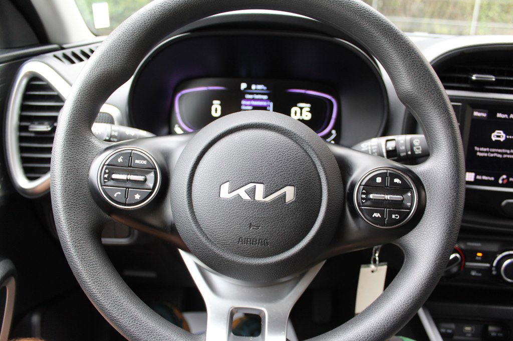 Used 2024 Kia Soul LX w/ Option Group 015 image 32