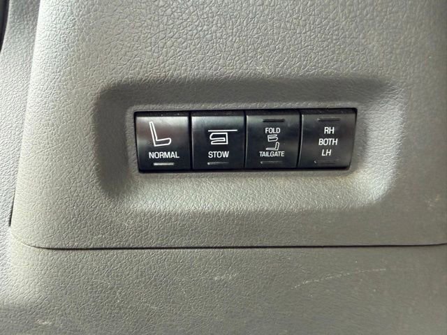 Used 2011 Ford Flex Limited w/ Rapid Spec Order Code FWD image 19