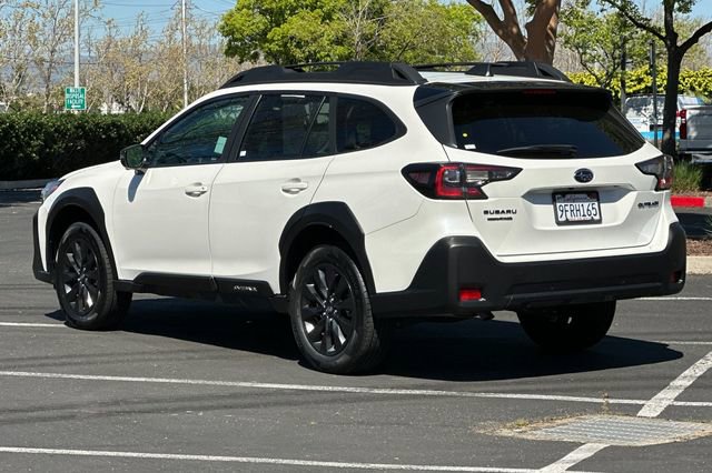 Used 2023 Subaru Outback Onyx Edition image 6